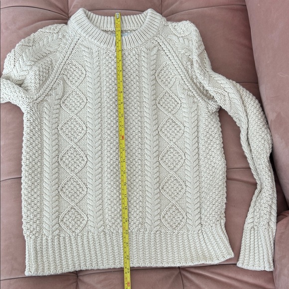 L.L. Bean Cream 100% Cotton Cable Knit Sweater‎ Size Medium RUNS SMALL - Picture 7 of 7